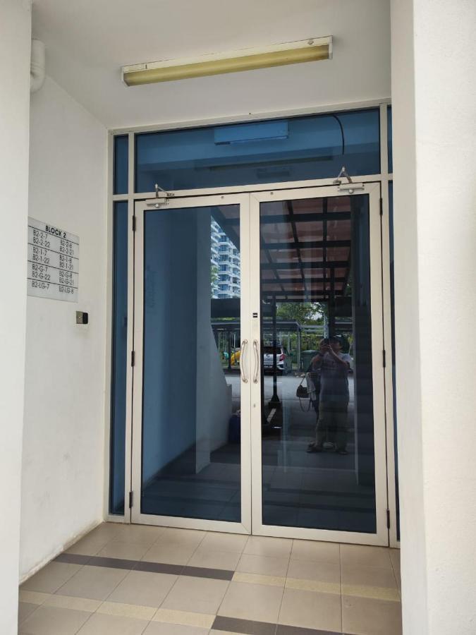Putra 1 Pool Homestay Bandar Seri Putra Kampong Sungai Buah Buitenkant foto