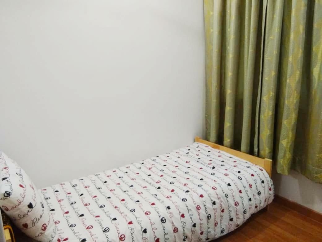 Putra 1 Pool Homestay Bandar Seri Putra Kampong Sungai Buah Buitenkant foto